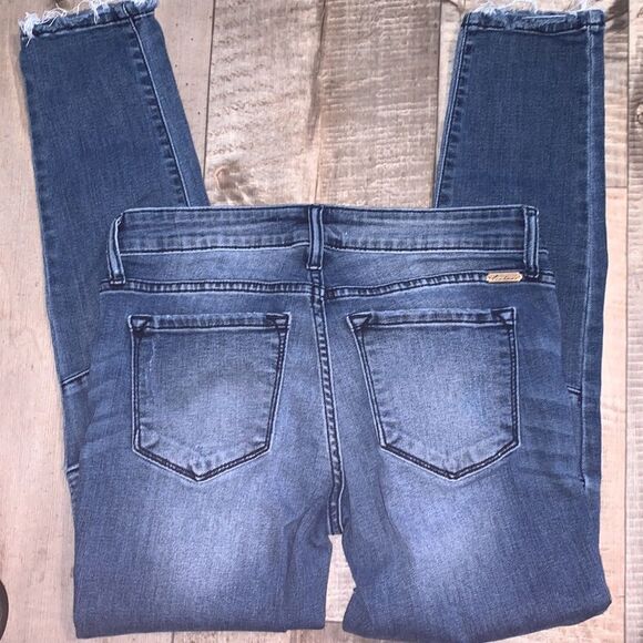KanCan women’s distressed jeans, size 7/27 - Picture 3 of 14